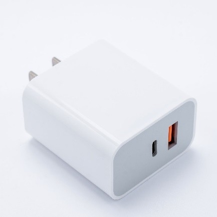 Всеобщий портативный быстрый заряжатель 5W 12W 18W 20W 30W 40W 66W сотового телефона