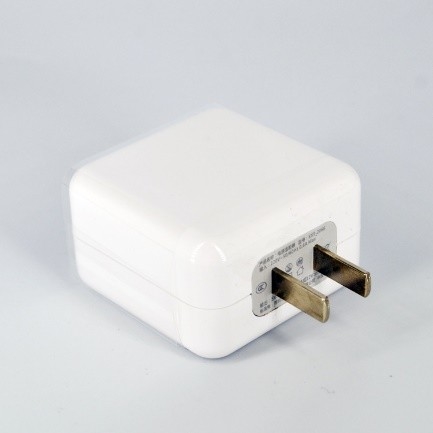 Всеобщий портативный быстрый заряжатель 5W 12W 18W 20W 30W 40W 66W сотового телефона
