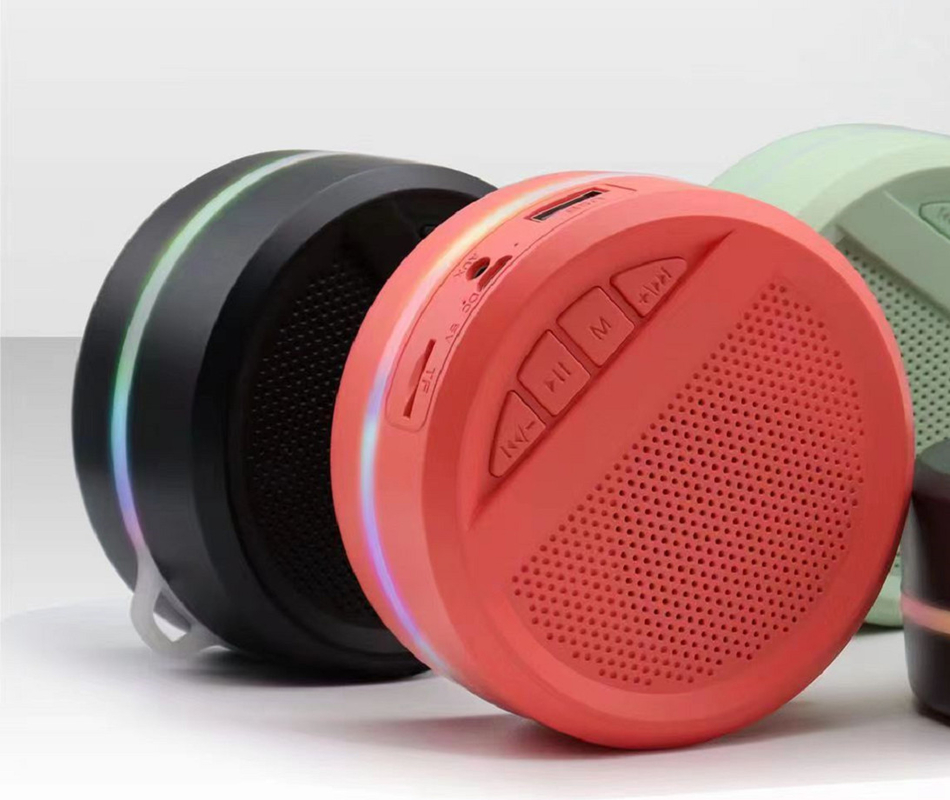 Bluetooth Спикер поддерживает Bluetooth AUX TF Card FM Radio 40mm Спикер портативный 300mAh батарея USB заряжаемая AUX-IN проводное соединение