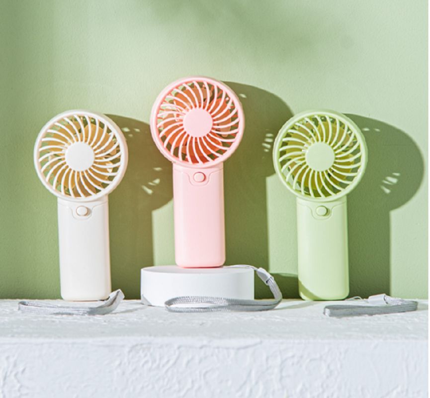 Ручной вентилятор на батарейках AAA, 2 Вт, корпус из АБС-пластика, размер 6*3.7*12.5 см, вес 53.7 г, легкий, с ремешком, зеленый, красный, белый